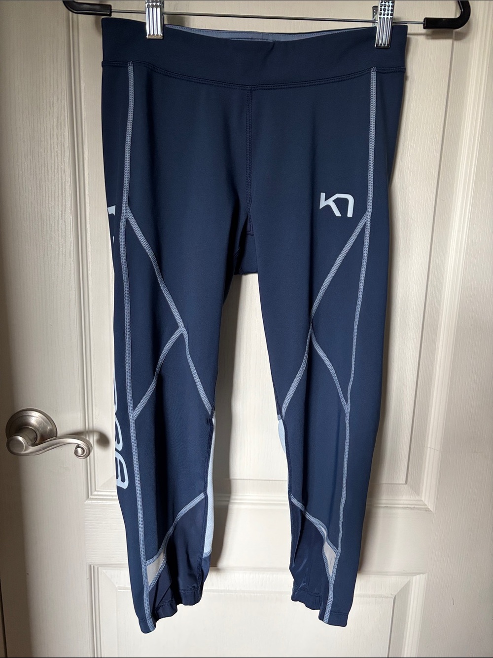 Kari Traa Navy Performance Leggings Size M